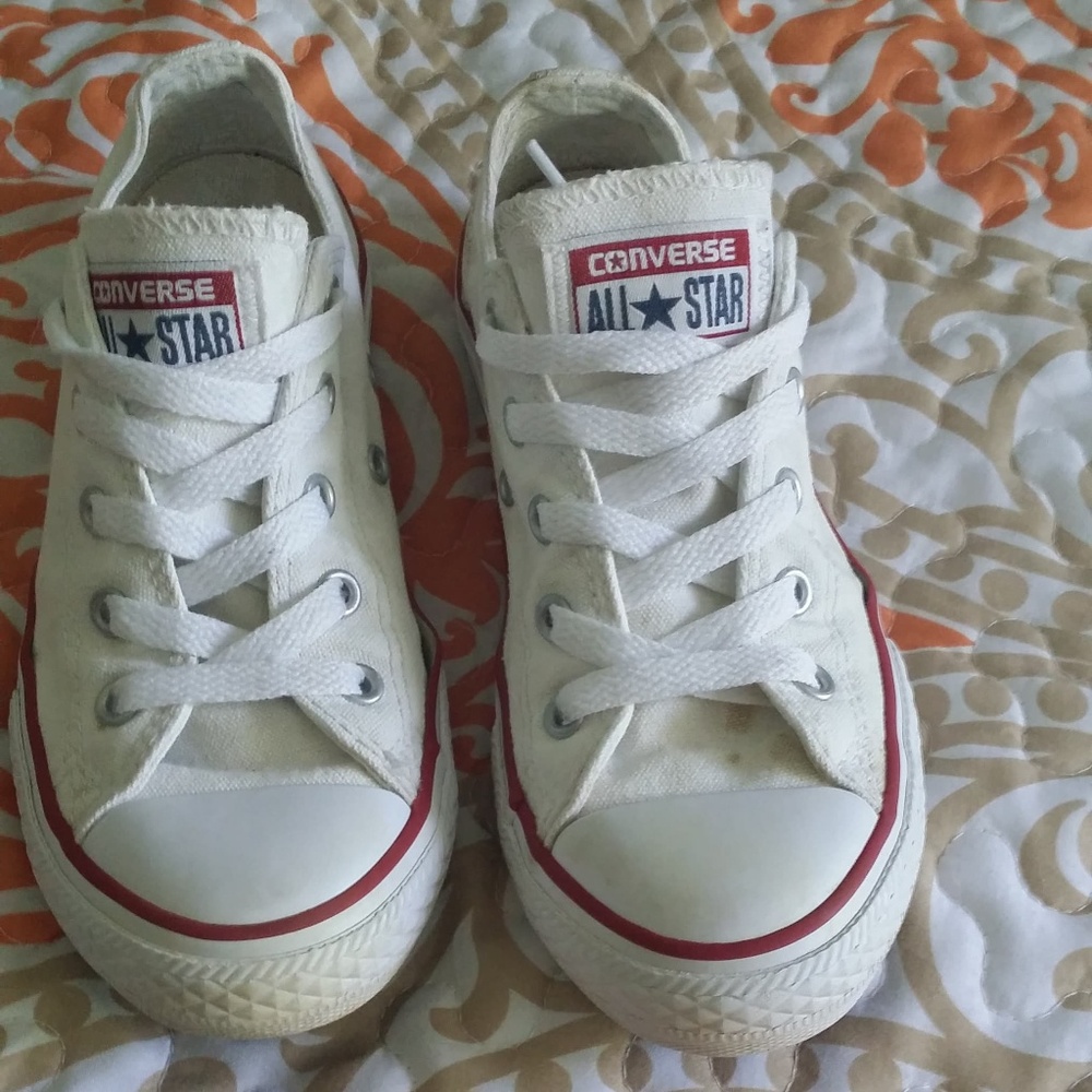 Girls White size 1 Converse